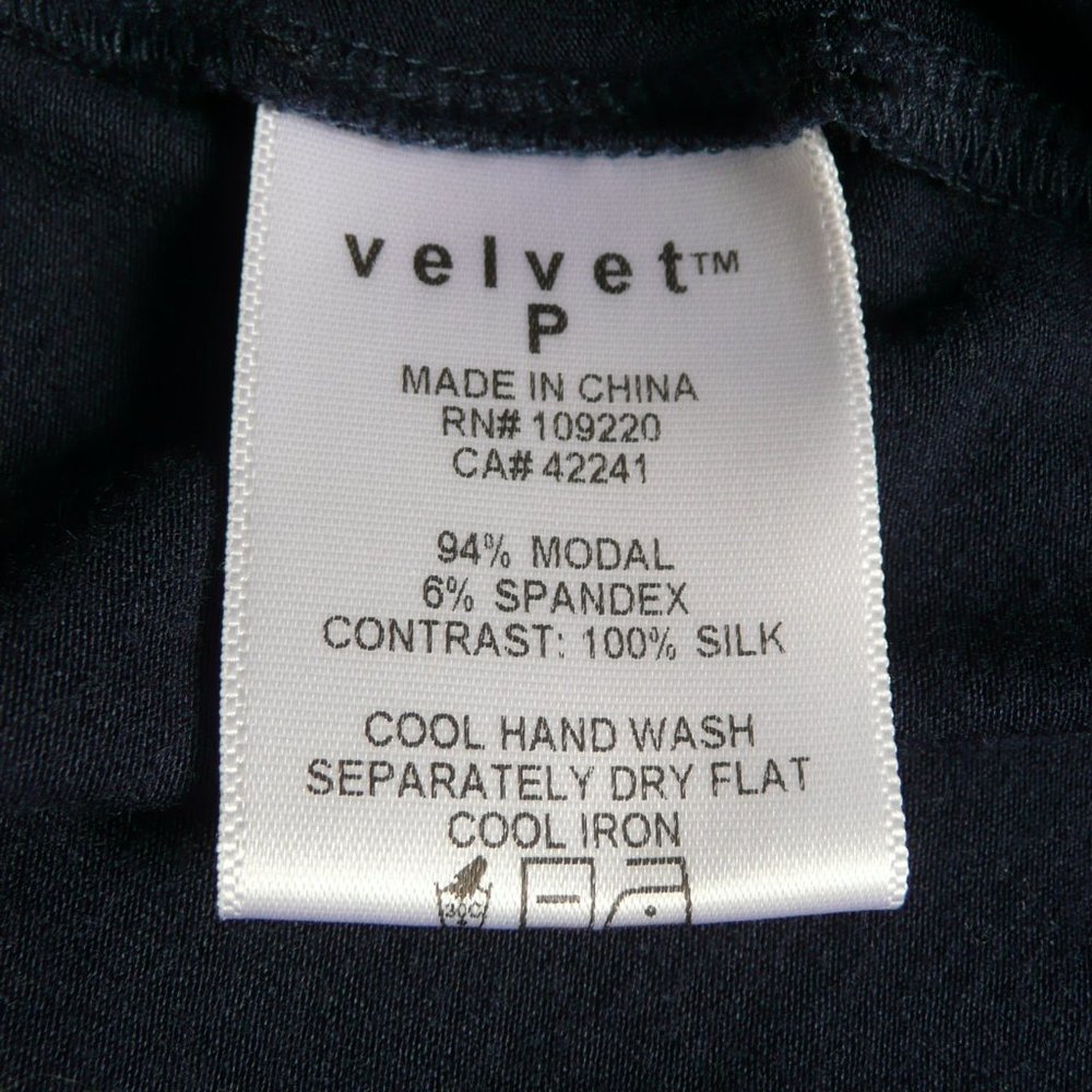 Anthropologie - Deep Blue Top with Black neckline contrast - Sz P - Picture 7 of 7